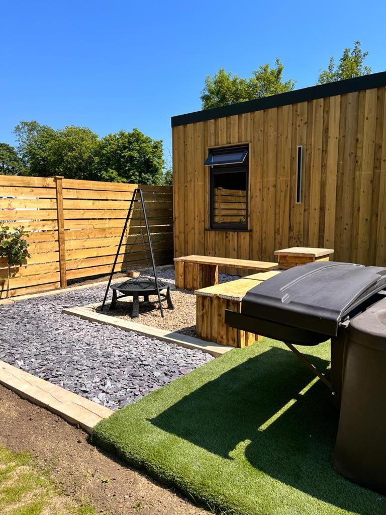Mill Stream Retreat Villa Legbourne Екстериор снимка